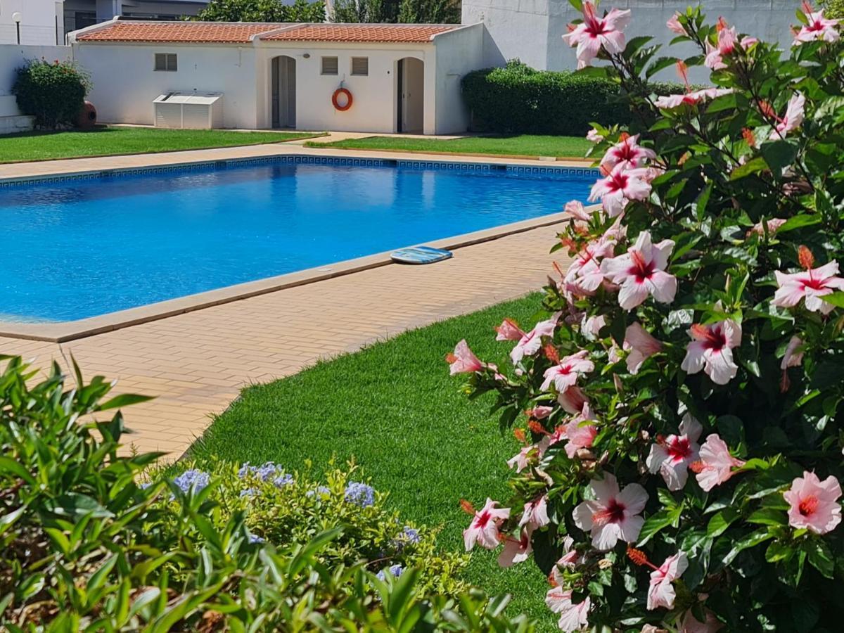 Praia Eulalia With Pool And 5 Minutes From The Beach アルブフェイラ エクステリア 写真