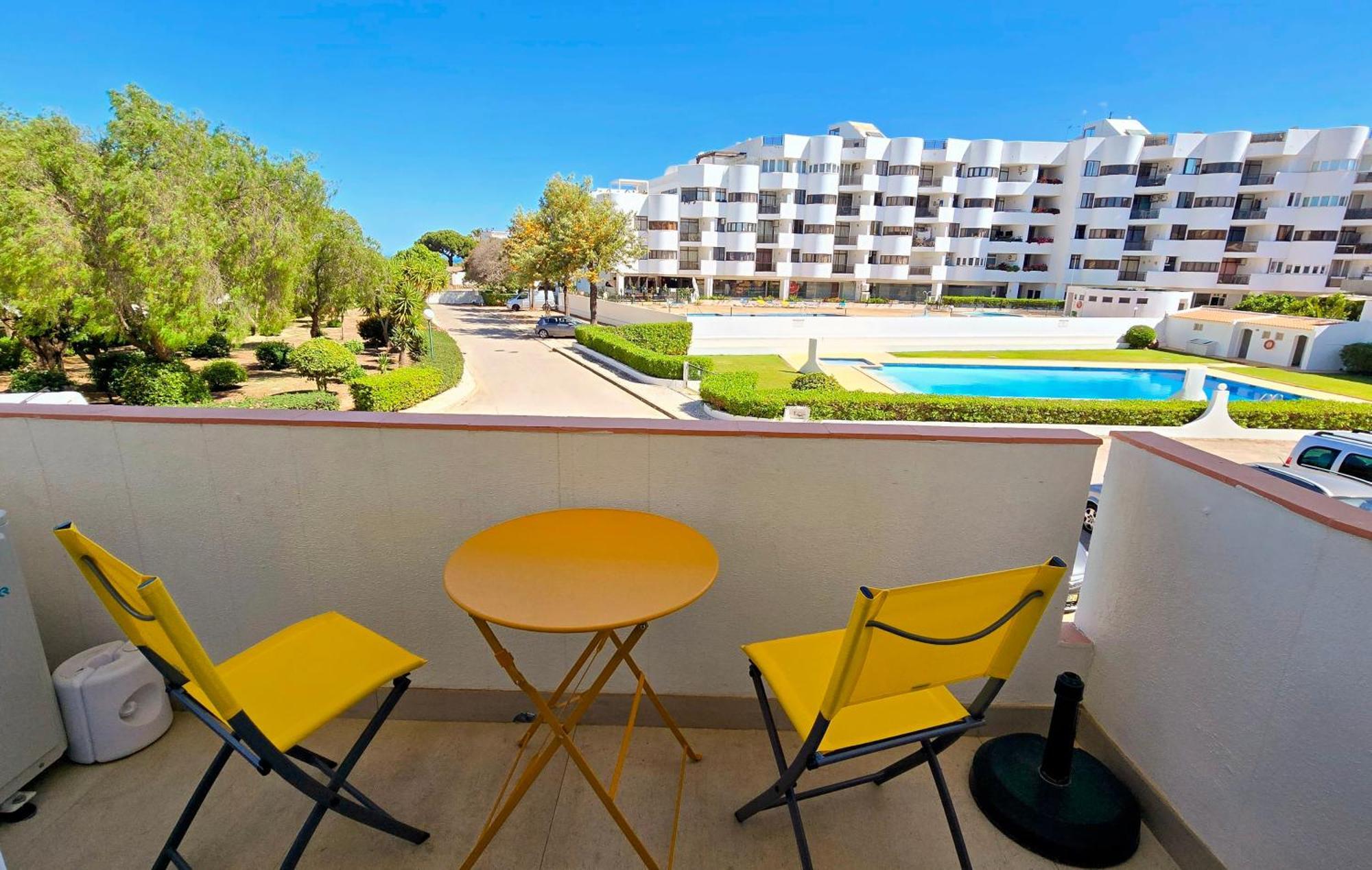 Praia Eulalia With Pool And 5 Minutes From The Beach アルブフェイラ エクステリア 写真