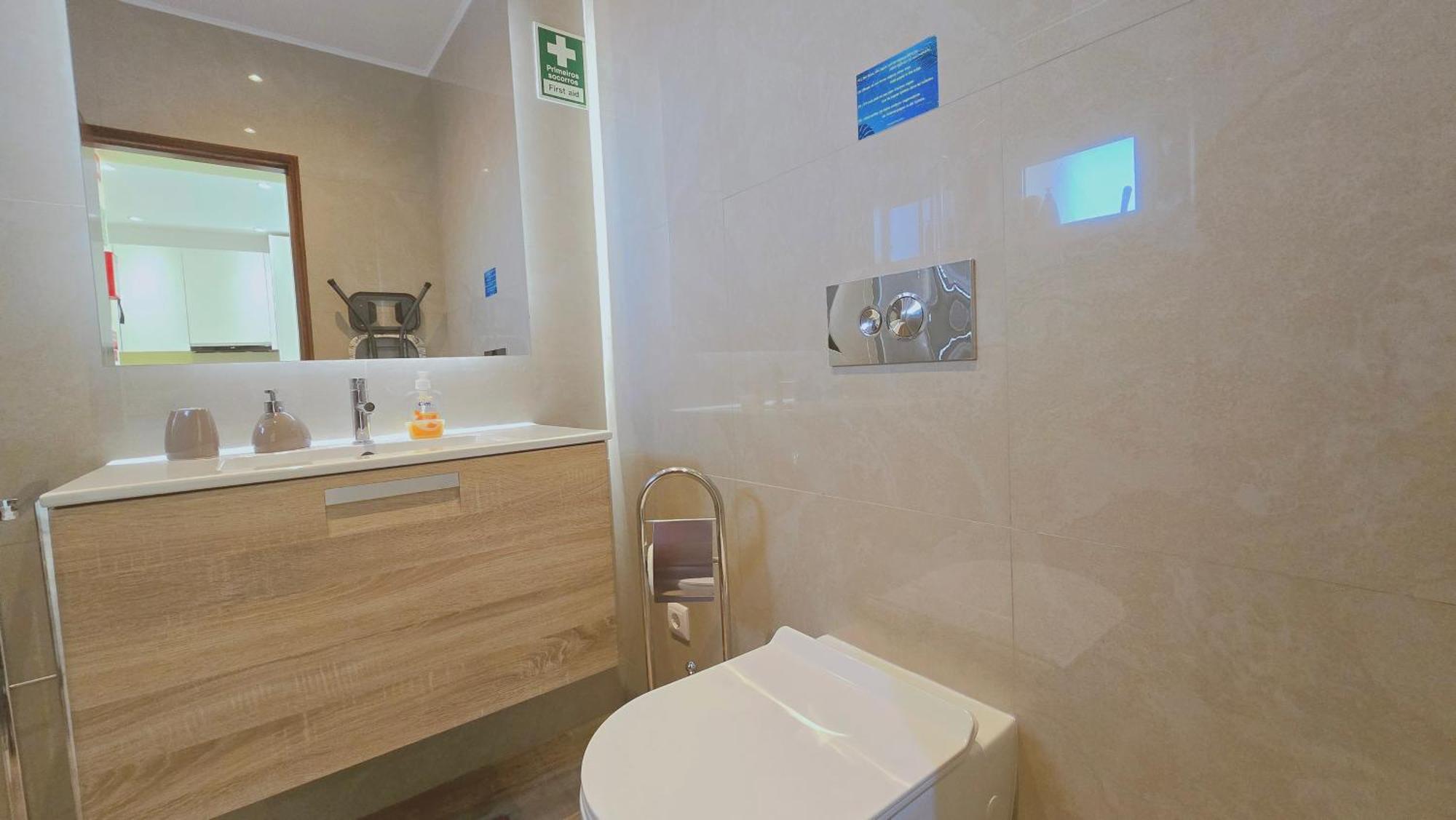 Praia Eulalia With Pool And 5 Minutes From The Beach アルブフェイラ エクステリア 写真