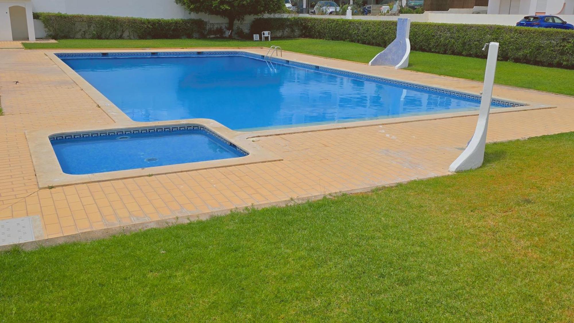Praia Eulalia With Pool And 5 Minutes From The Beach アルブフェイラ エクステリア 写真