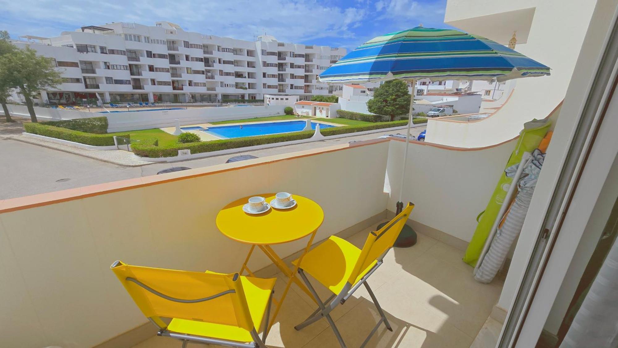 Praia Eulalia With Pool And 5 Minutes From The Beach アルブフェイラ エクステリア 写真